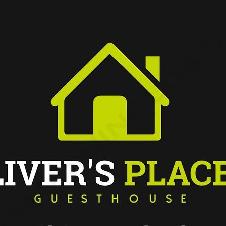 Oliver'S Place Guesthouse Casal Pereiro Esterno foto
